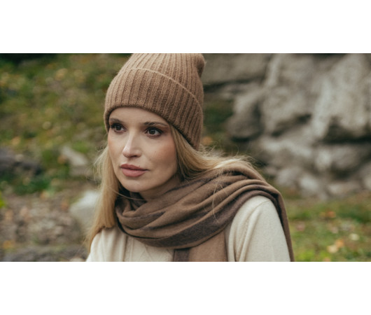 Velbloudí vlna – jaké vlastnosti ji činí nejlepší pro chladné měsíce?